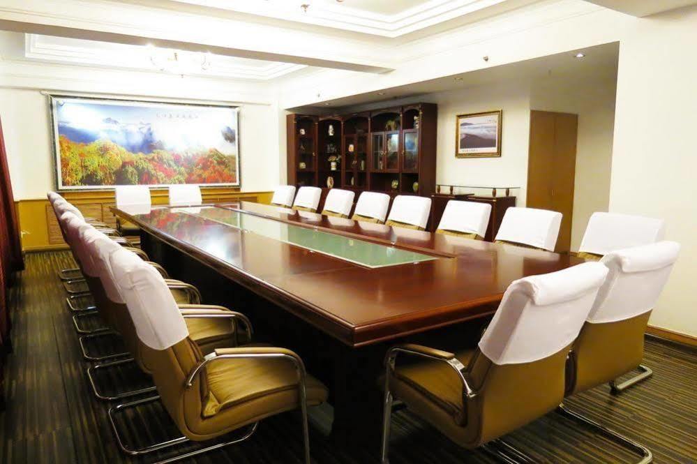 Lin Yuan Hotel ฮาร์บิน ภายนอก รูปภาพ